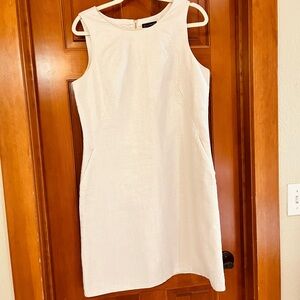 knee length dresses for ladies Vintage Willi Smith 100% Linen Dress with Embroidered Florals(10P)  The  Thrifty Hippy
